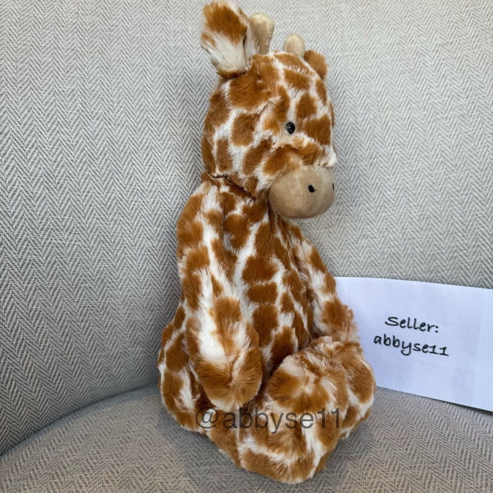 Jellycat Bashful Giraffe - Medium - Authentic - Brand New With Tags - Fast Ship - Picture 3 of 5